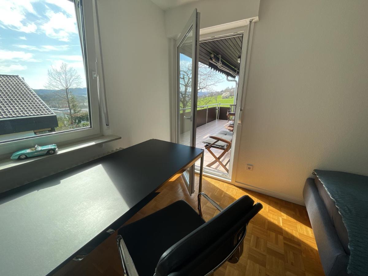 Appartement Region Esslingen - Naehe Messe - Flughafen - Stuttgart - Wohnen Und Arbeiten Auf Zeit In 120M2 Wohlfuehlatmosphaere - Ab 3 Uebernachtungen - Geeignet Fuer 4 Pers Incl Kinder - Beistellbett Moeglich - Kinder Und Tiere Willkommen - Garage F Altbach Zewnętrze zdjęcie